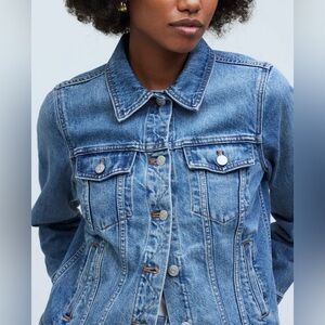 EUC Madewell Classic The Jean Jacket in Medford Wash size XL